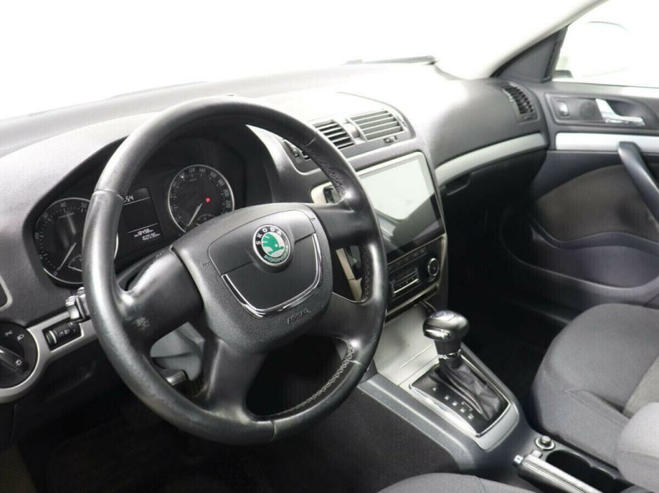 Skoda Octavia 1.8 РКПП, 2012, 144 000 км фото 5