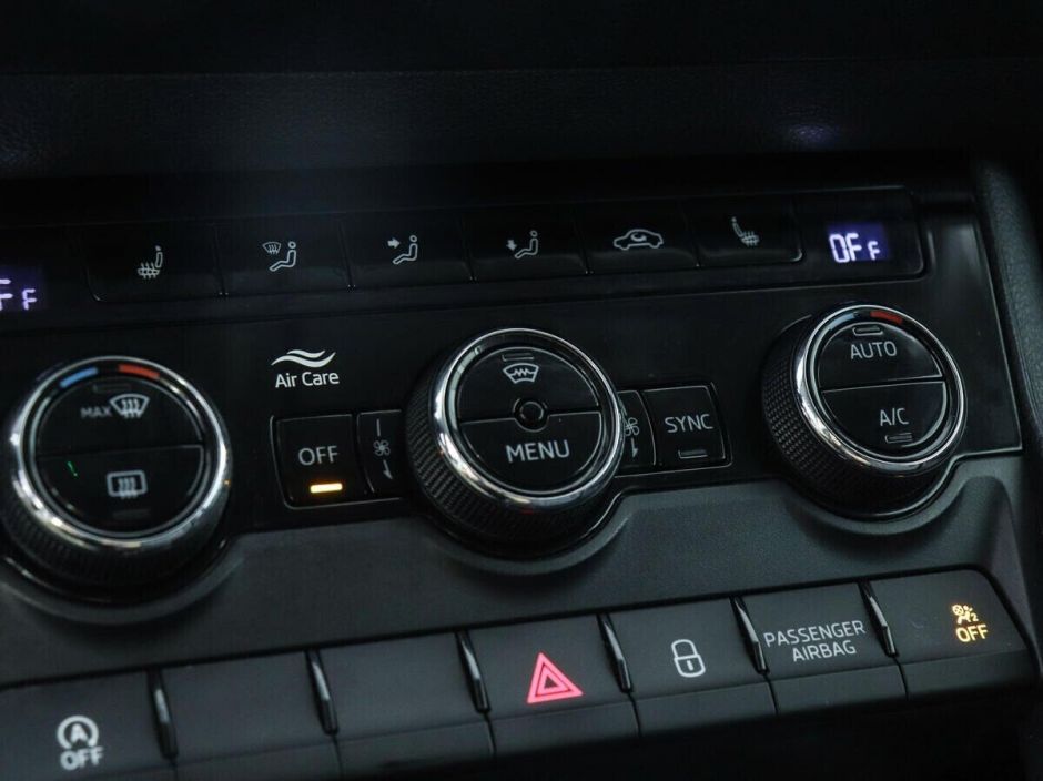 Skoda Karoq 1.4 АКПП, 2020, 35 000 км фото 8