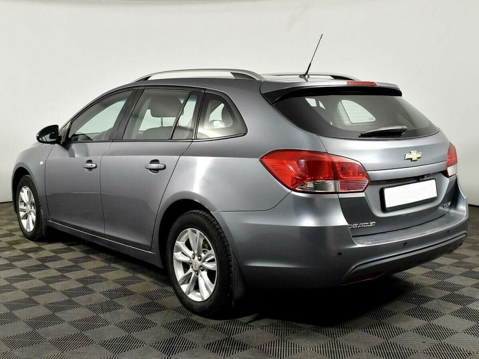 Chevrolet Cruze 1.8 АКПП, 2014, 109 000 км фото 3