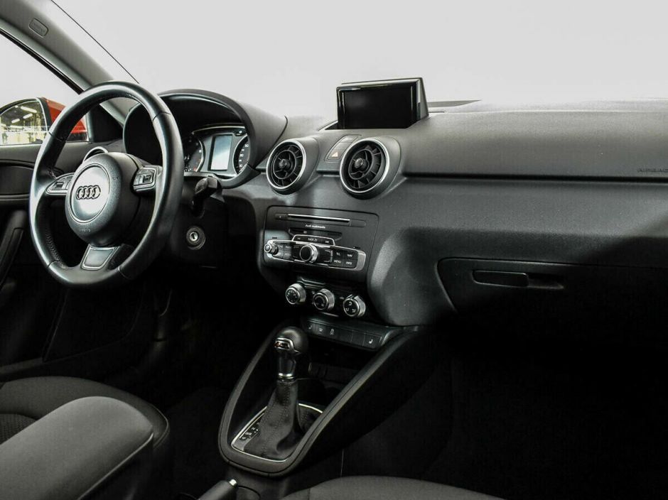 Audi A1 1.4 РКПП, 2014, 113 000 км фото 6