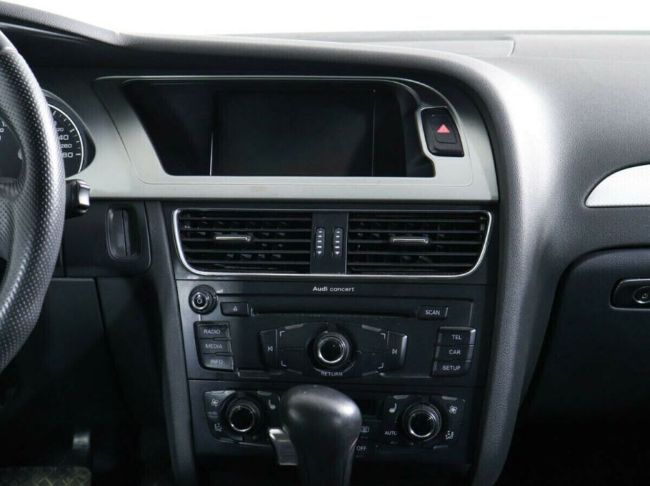 Audi A4 2.0 РКПП, 2011, 143 000 км фото 7