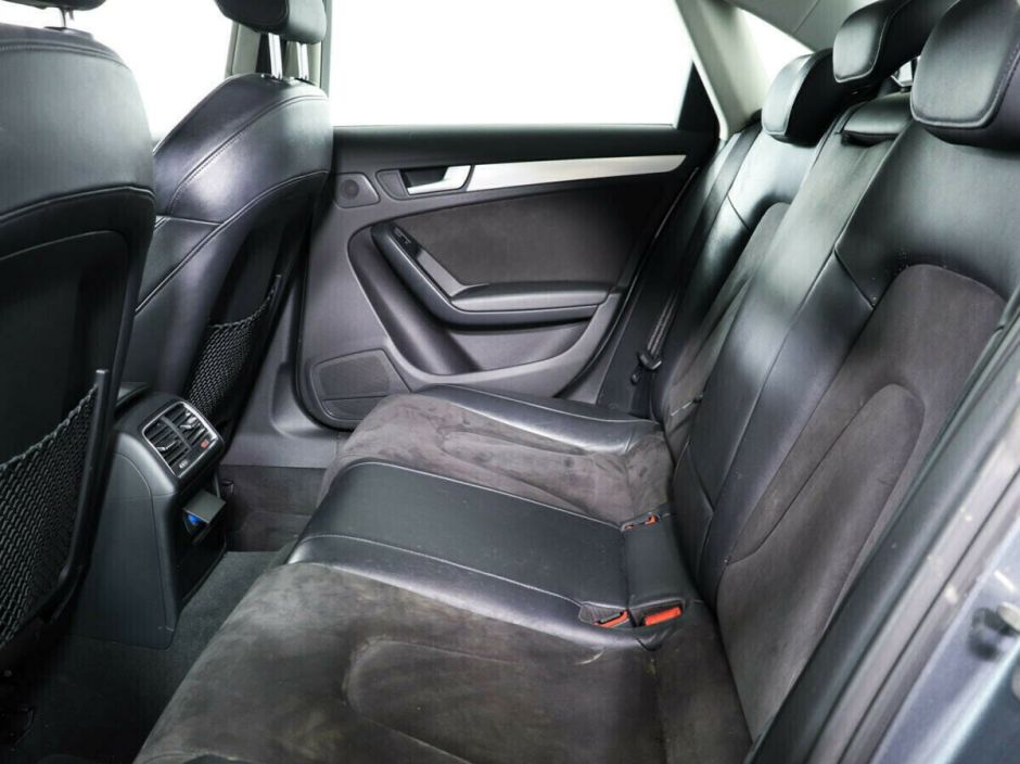 Audi A4 2.0 РКПП, 2011, 143 000 км фото 10