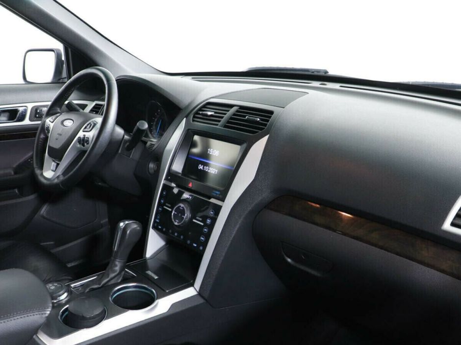 Ford Explorer 3.5 АКПП, 2012, 141 000 км фото 6