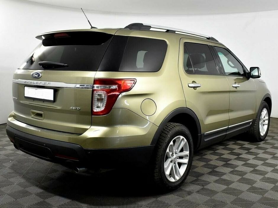 Ford Explorer 3.5 АКПП, 2012, 135 000 км фото 3