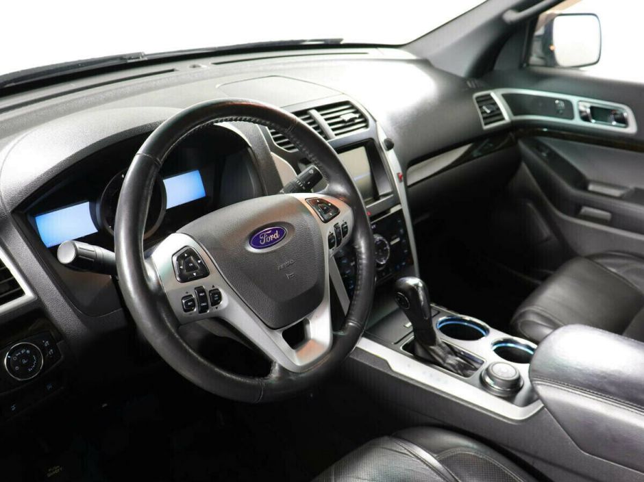 Ford Explorer 3.5 АКПП, 2015, 105 000 км фото 5