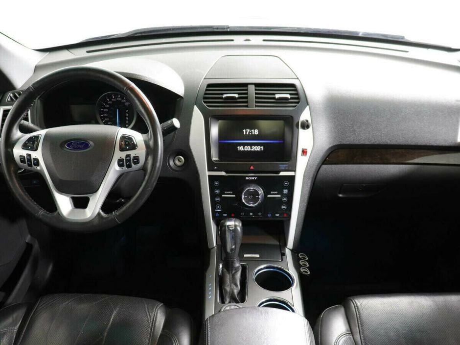 Ford Explorer 3.5 АКПП, 2015, 105 000 км фото 7