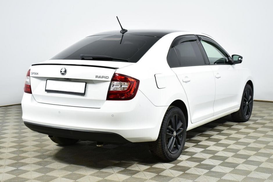 Skoda Rapid 1.6 АКПП, 2017, 77 000 км фото 2