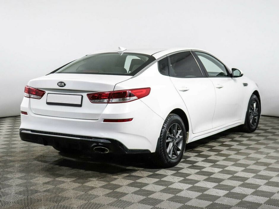 Kia Optima 2.0 АКПП, 2018, 67 000 км фото 3