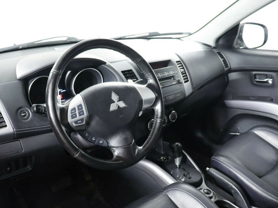 Mitsubishi Outlander 2.0 CVT, 2011, 144 000 км фото 7