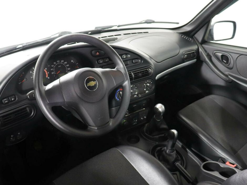Chevrolet Niva 1.7 МКПП, 2018, 65 000 км фото 2