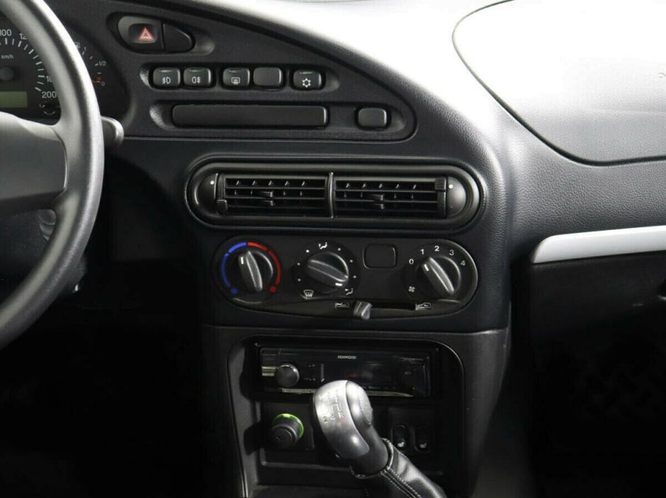 Chevrolet Niva 1.7 МКПП, 2018, 65 000 км фото 5