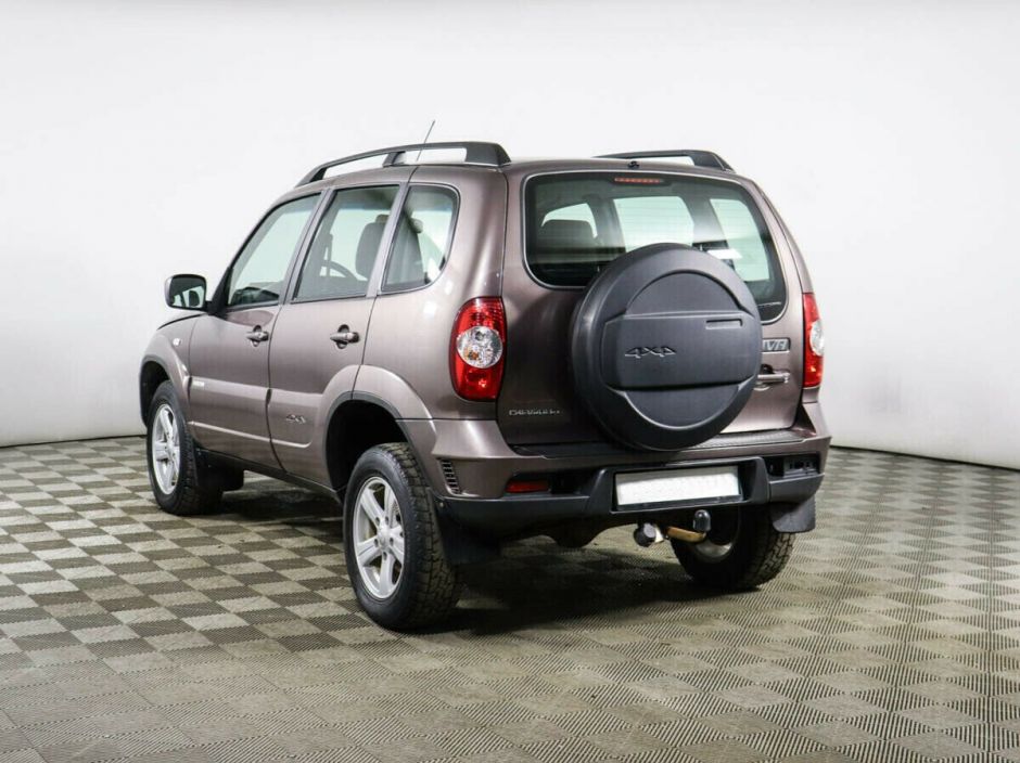 Chevrolet Niva 1.7 МКПП, 2018, 66 000 км фото 4