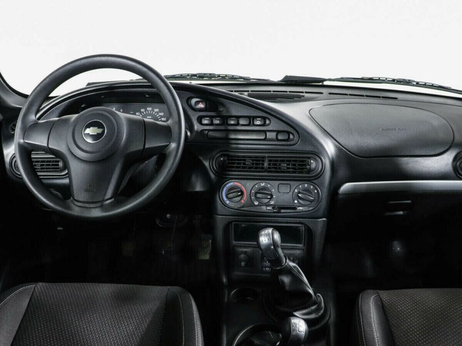 Chevrolet Niva 1.7 МКПП, 2018, 66 000 км фото 7