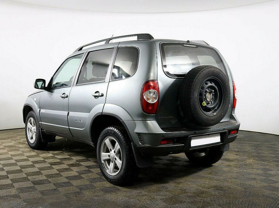 Chevrolet Niva 1.7 МКПП, 2019, 56 000 км фото 3