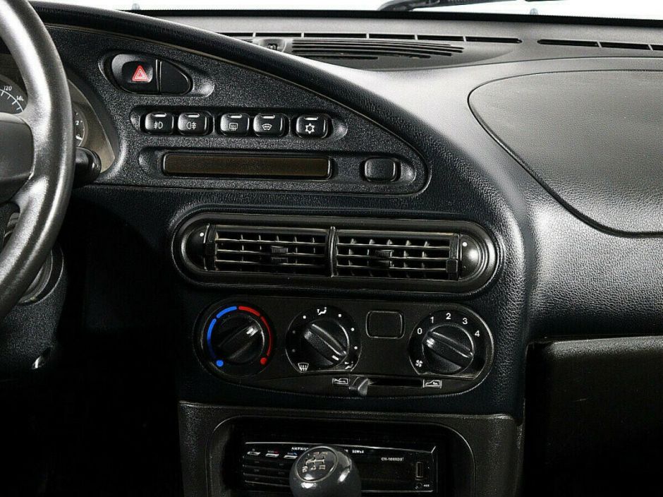 Chevrolet Niva 1.7 МКПП, 2019, 56 000 км фото 5