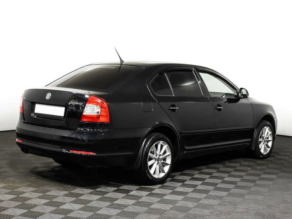 Skoda Octavia 1.8 АКПП, 2012, 140 000 км фото 2