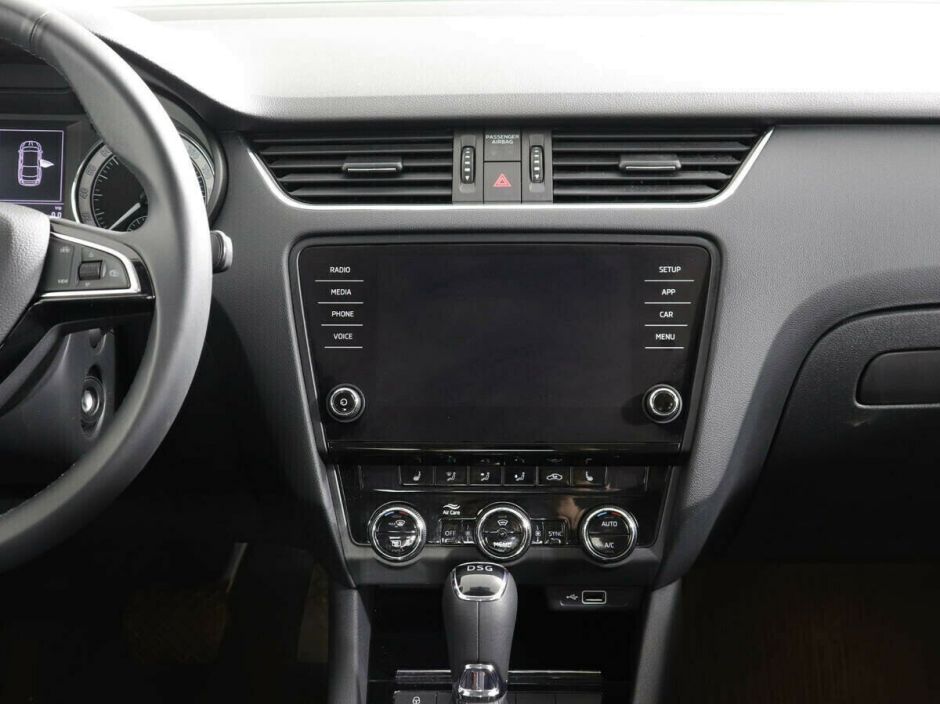 Skoda Octavia 1.8 РКПП, 2018, 68 000 км фото 5