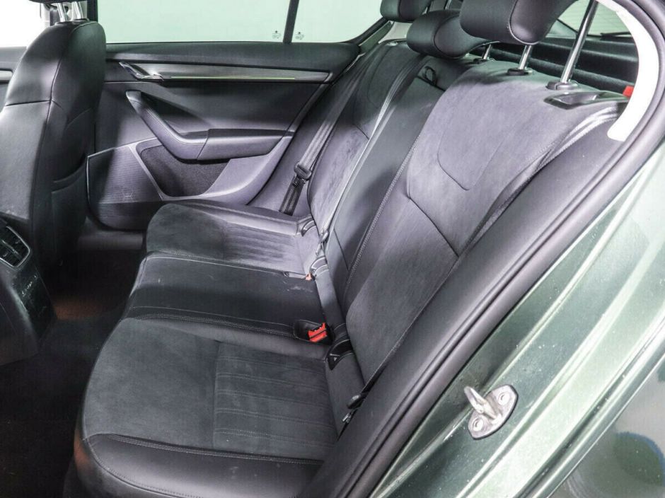 Skoda Octavia 1.8 РКПП, 2017, 81 000 км фото 9
