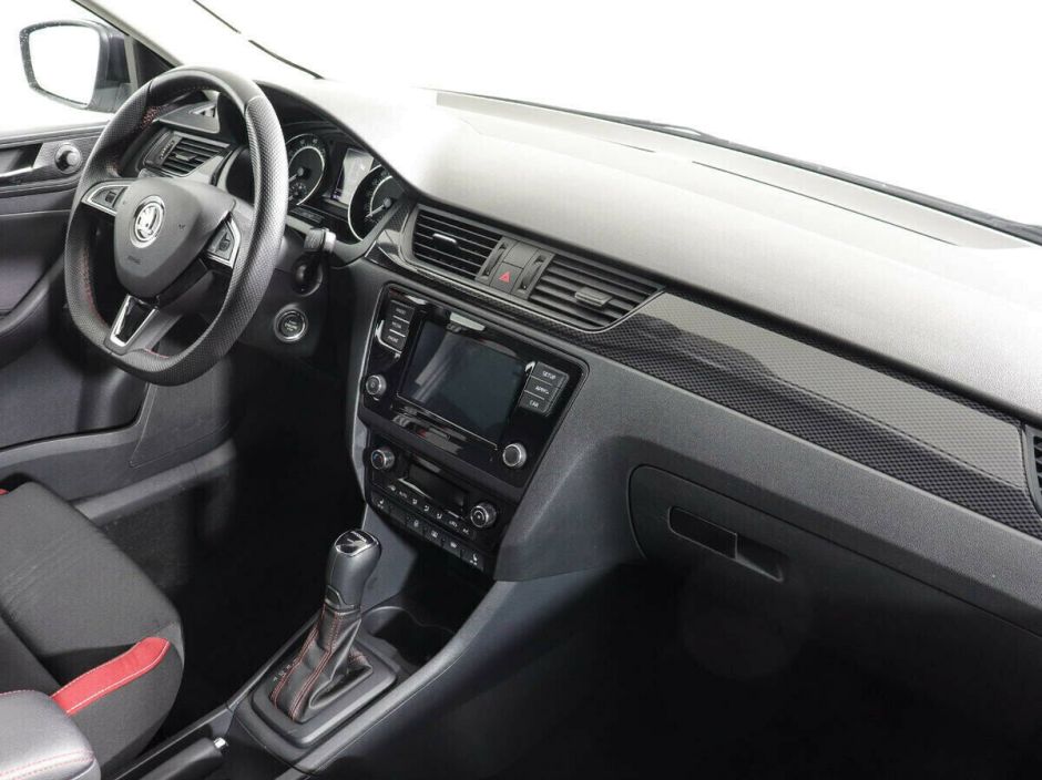 Skoda Rapid 1.6 АКПП, 2017, 83 000 км фото 9