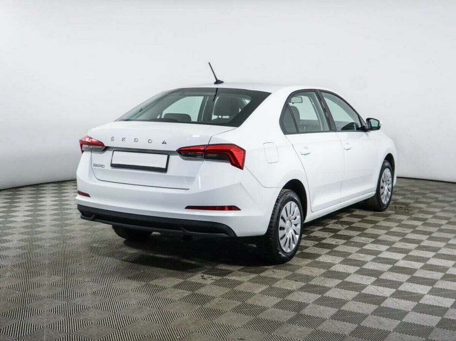 Skoda Rapid 1.6 АКПП, 2020, 50 000 км фото 2