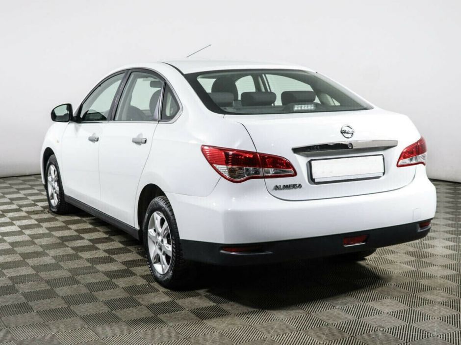 Nissan Almera 1.6 АКПП, 2017, 77 000 км фото 4
