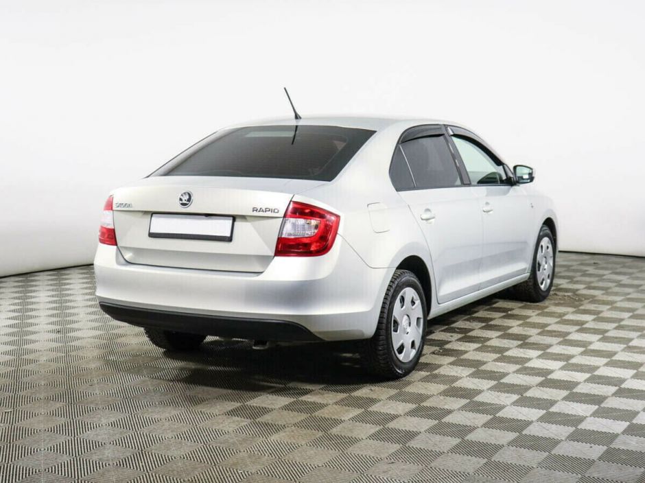 Skoda Rapid 1.2 МКПП, 2014, 117 000 км фото 3