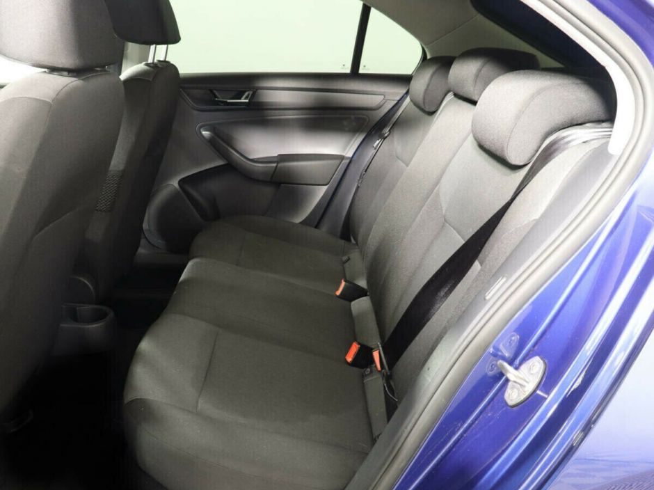 Skoda Rapid 1.6 АКПП, 2018, 60 000 км фото 9