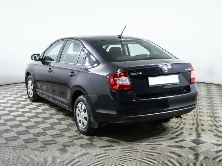Skoda Rapid 1.6 МКПП, 2018, 71 000 км фото 4