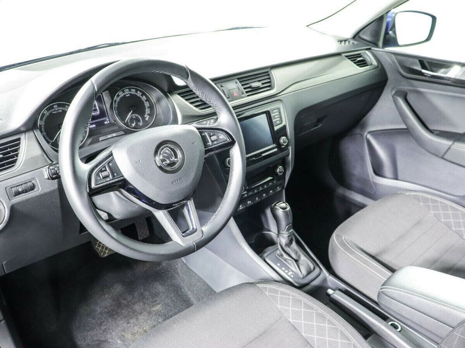 Skoda Rapid 1.4 РКПП, 2019, 50 000 км фото 5