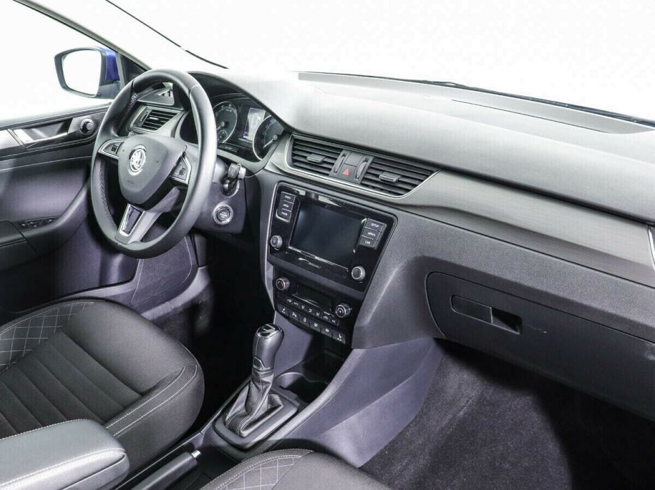 Skoda Rapid 1.4 РКПП, 2019, 50 000 км фото 9