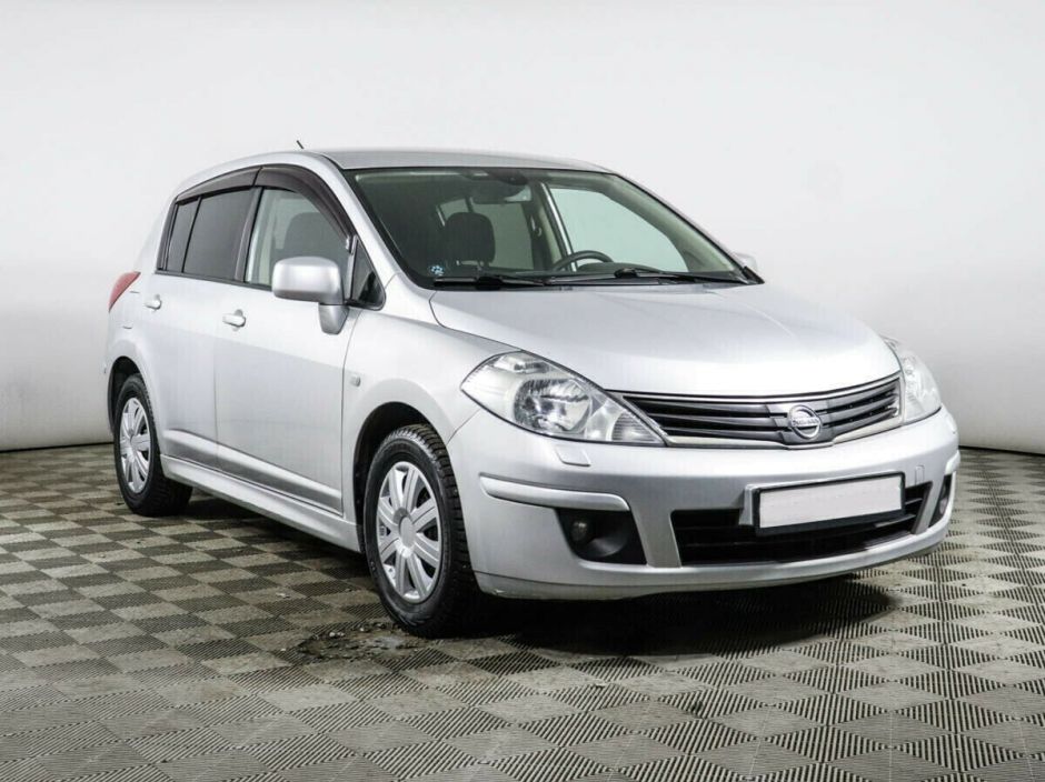 Nissan Tiida 1.6 АКПП, 2012, 133 000 км фото 3