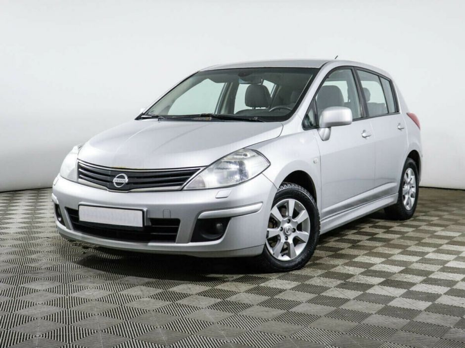 Nissan Tiida 1.6 АКПП, 2013, 120 000 км фото 1