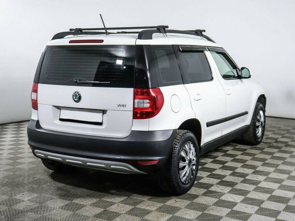Skoda Yeti 1.2 РКПП, 2012, 136 000 км фото 2
