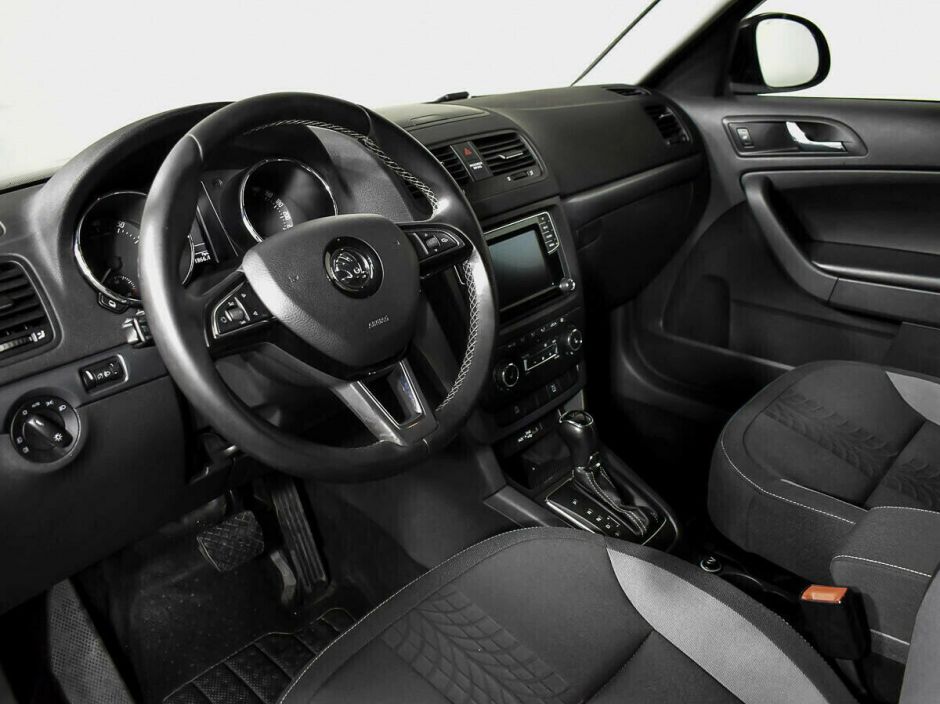 Skoda Yeti 1.4 РКПП, 2015, 97 000 км фото 5