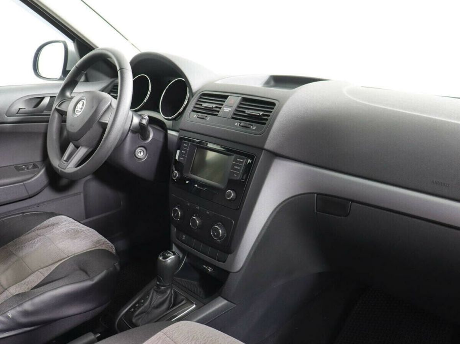 Skoda Yeti 1.6 АКПП, 2016, 94 000 км фото 5