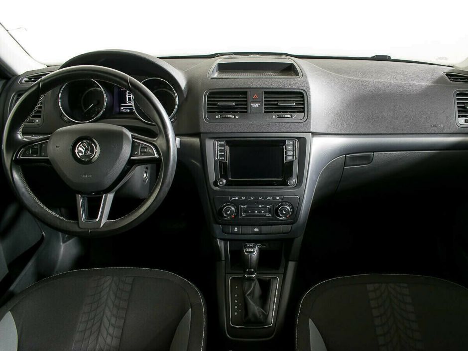 Skoda Yeti 1.8 РКПП, 2015, 102 000 км фото 10