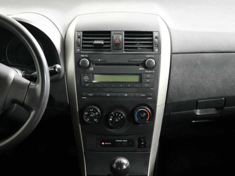 Toyota Corolla 1.3 МКПП, 2008, 193 000 км фото 8