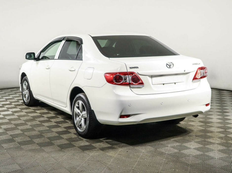 Toyota Corolla 1.6 МКПП, 2011, 147 000 км фото 4
