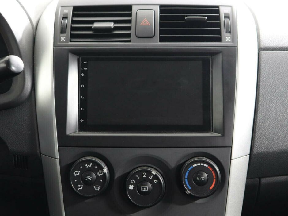 Toyota Corolla 1.6 МКПП, 2011, 147 000 км фото 6