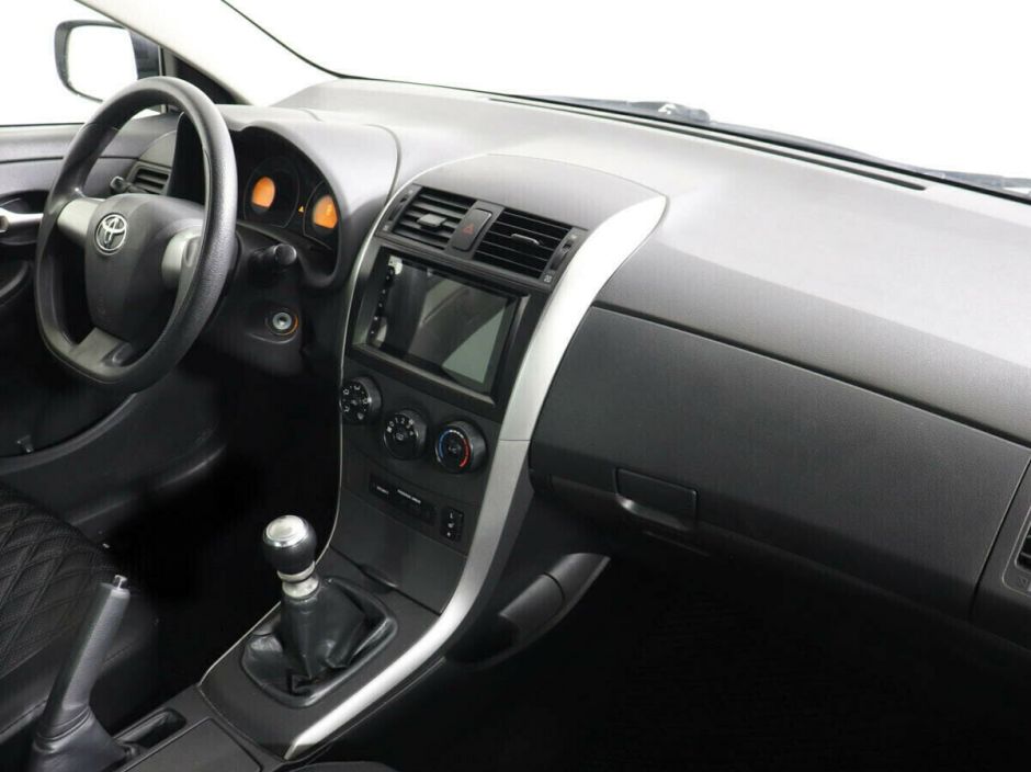 Toyota Corolla 1.6 МКПП, 2011, 147 000 км фото 9