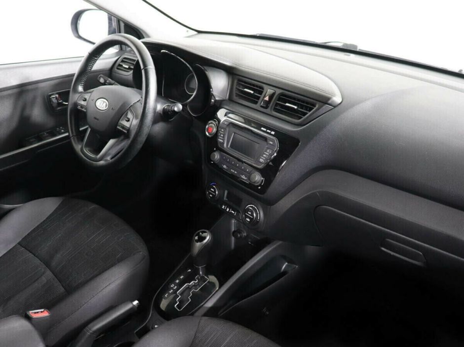 Kia Rio 1.6 АКПП, 2013, 133 000 км фото 9