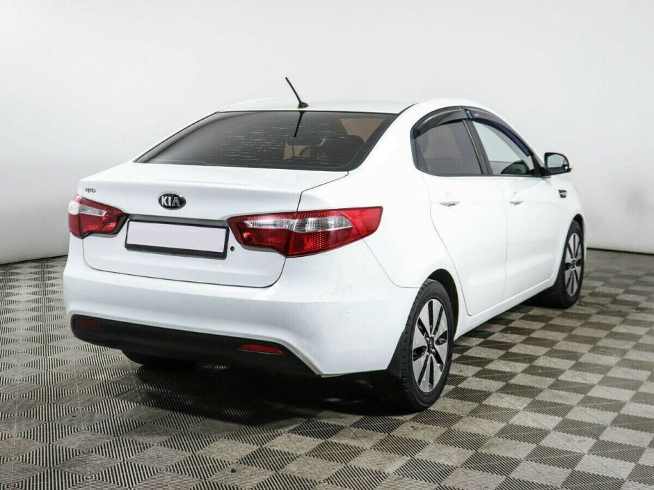 Kia Rio 1.4 МКПП, 2014, 112 000 км фото 3
