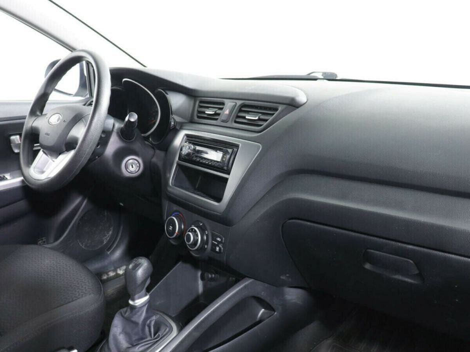 Kia Rio 1.4 МКПП, 2014, 122 000 км фото 7