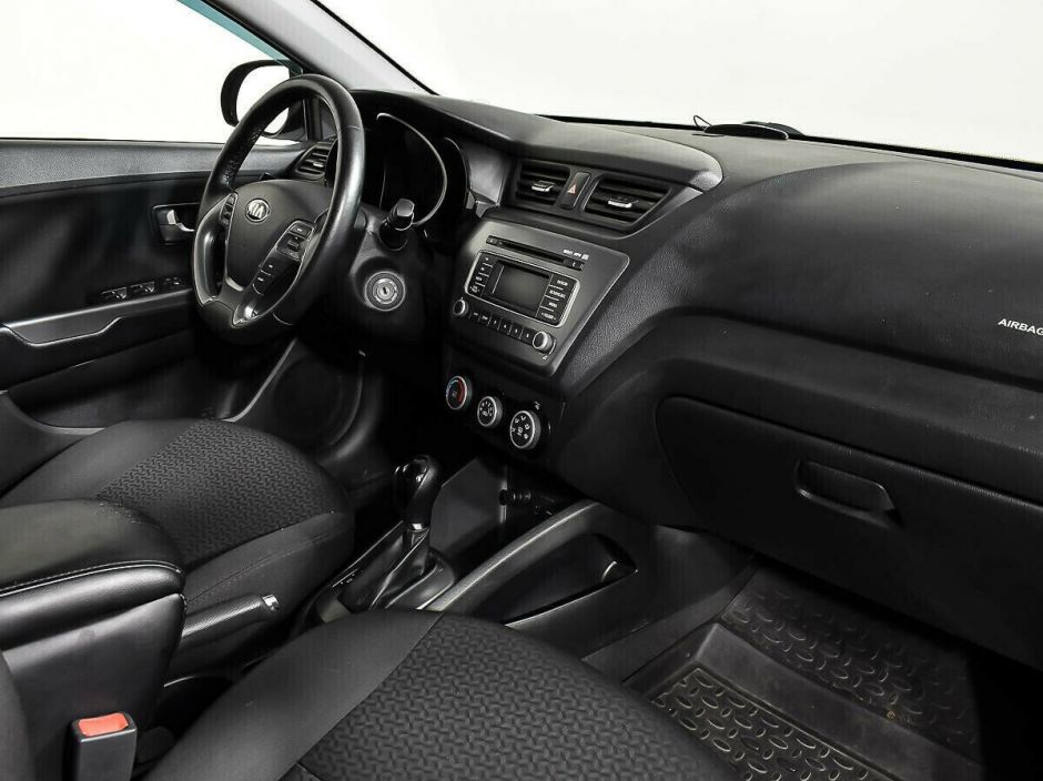Kia Rio 1.6 АКПП, 2015, 106 000 км фото 7