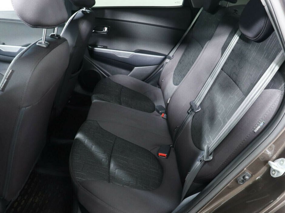 Kia Rio 1.6 АКПП, 2015, 98 000 км фото 10