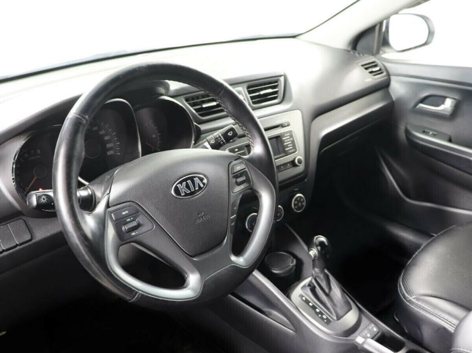Kia Rio 1.6 АКПП, 2016, 89 000 км фото 7