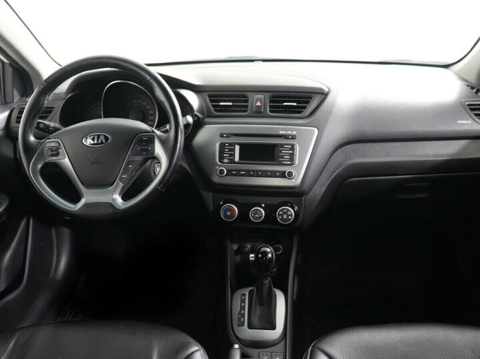 Kia Rio 1.6 АКПП, 2016, 89 000 км фото 8