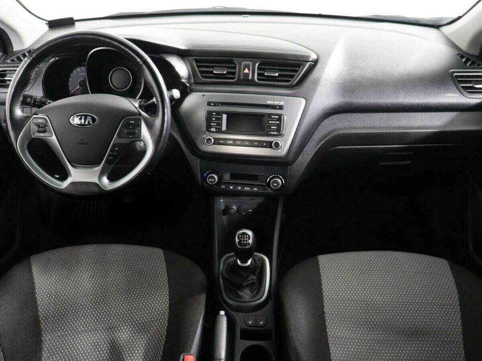 Kia Rio 1.6 МКПП, 2016, 91 000 км фото 10