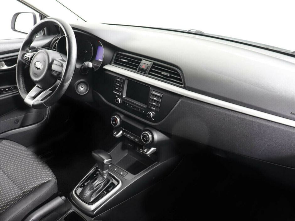 Kia Rio 1.6 АКПП, 2017, 75 000 км фото 8