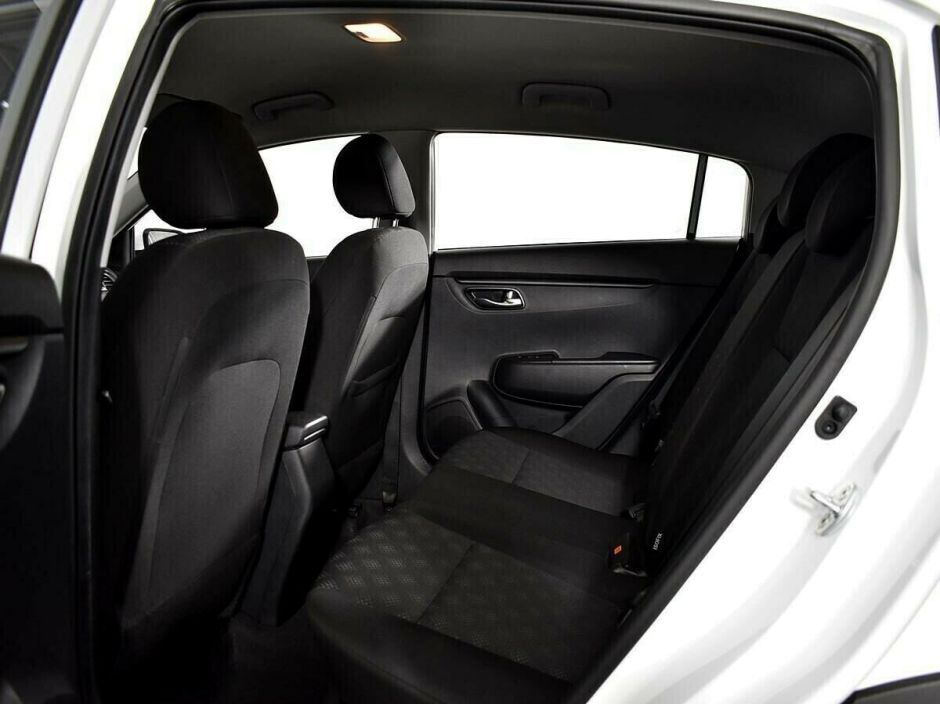 Kia Rio 1.6 АКПП, 2019, 49 000 км фото 6